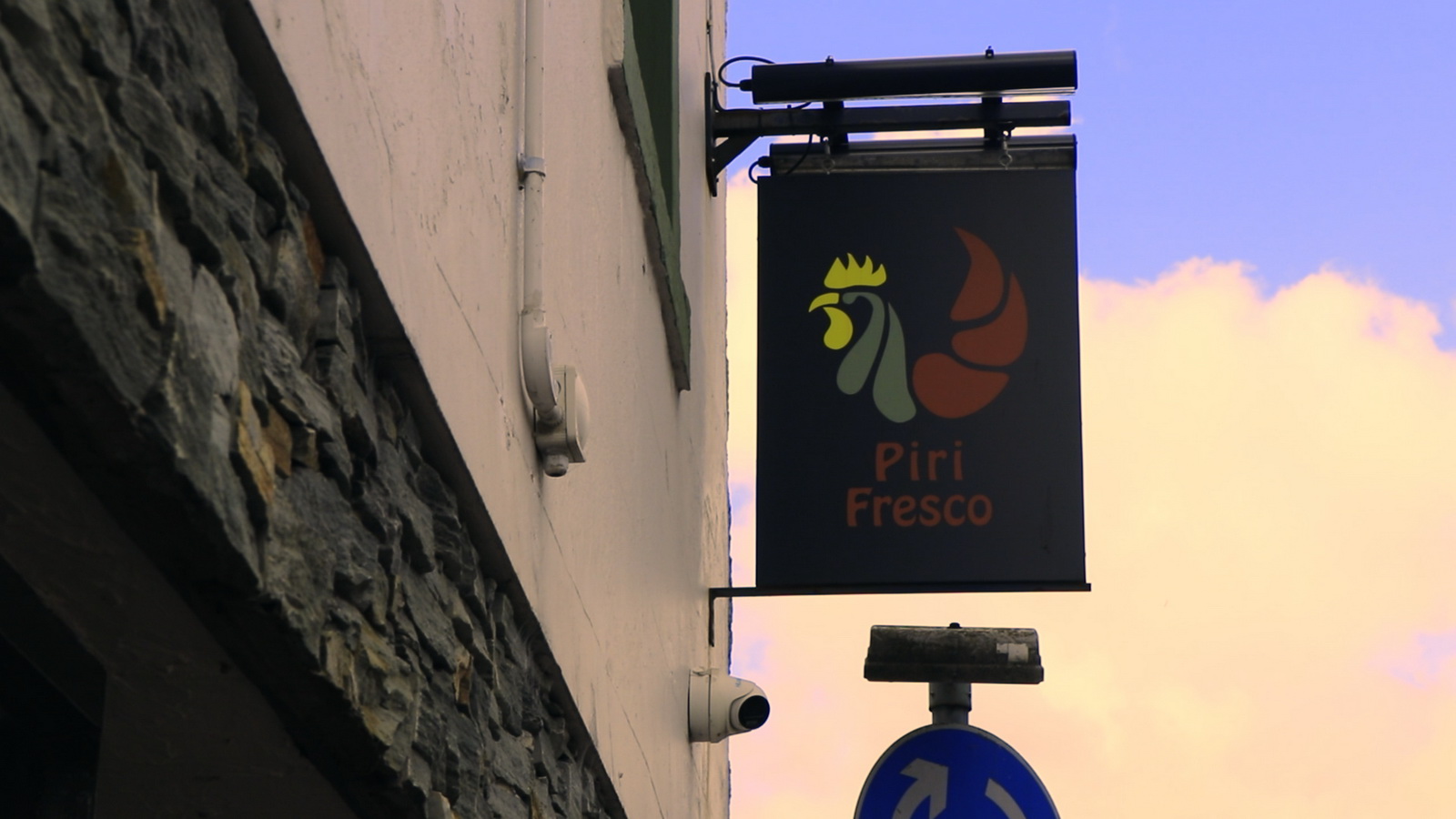 Piri Fresco gallery photograph 2